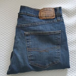 Levi's Strauss Gold